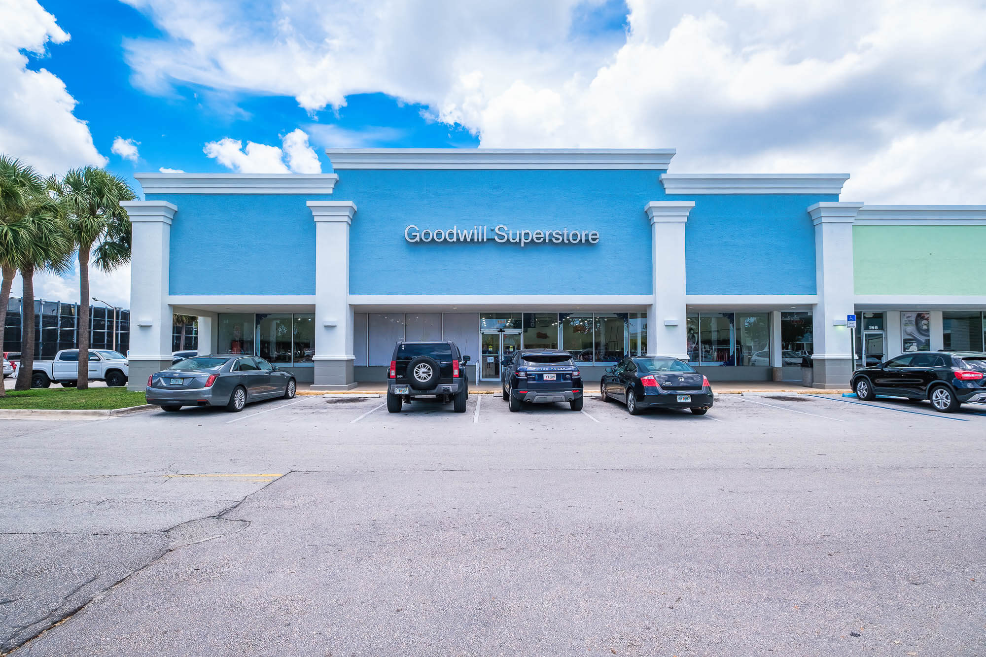 Crossroad square image