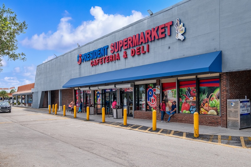 miramar plaza image